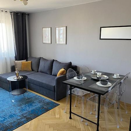 דירות ורשה Apartament Emilian מראה חיצוני תמונה